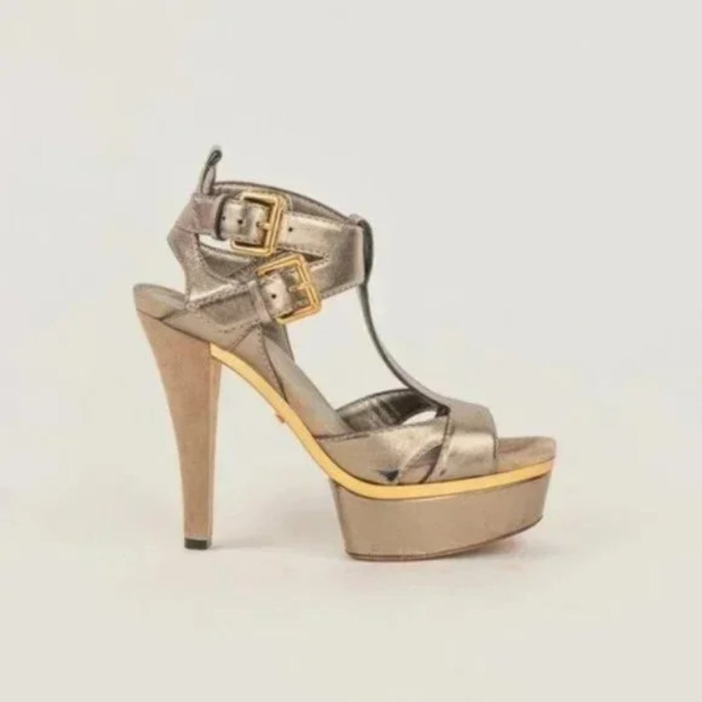 Gucci Metallic Silver Leather Platform Sandals